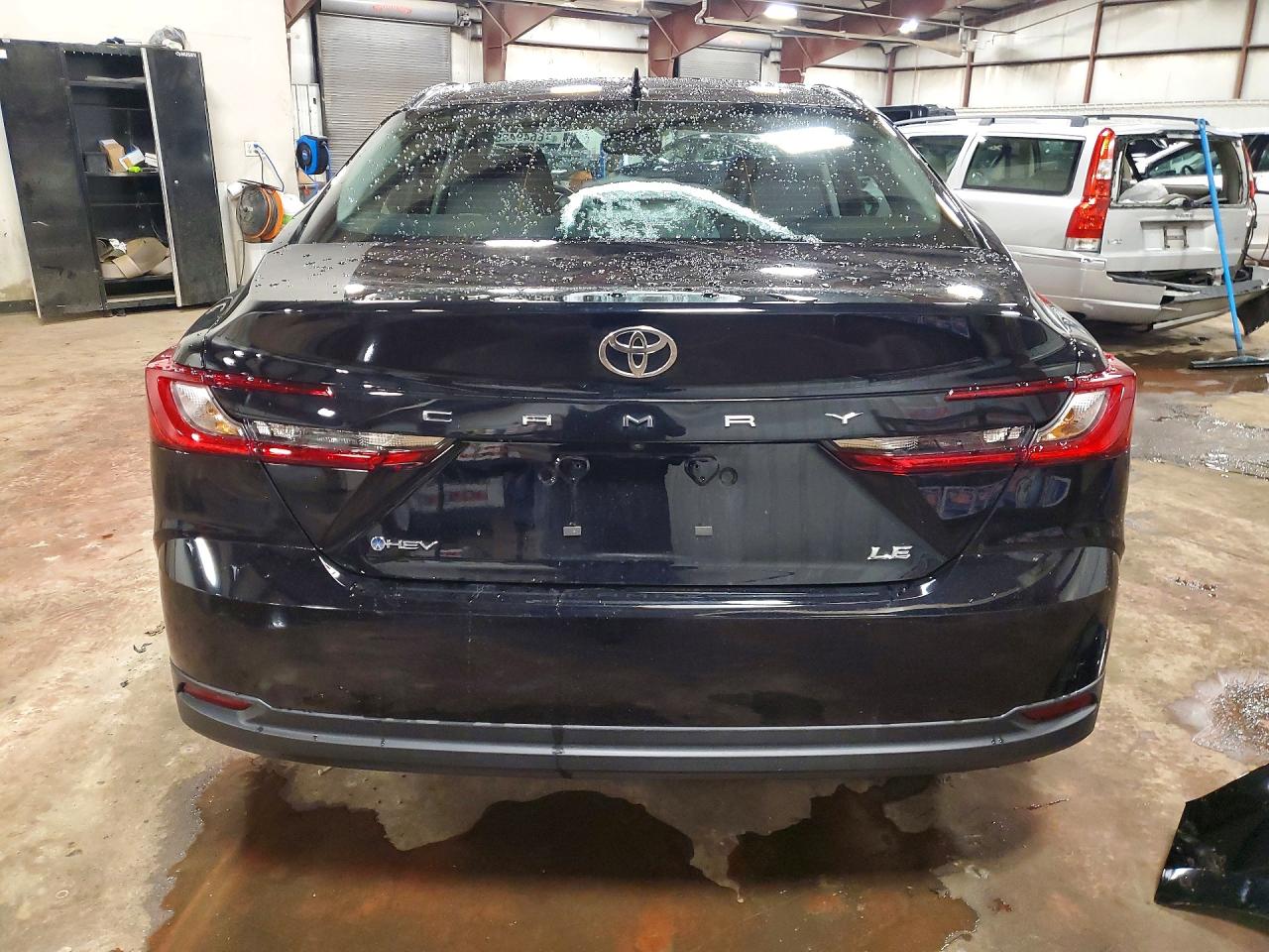 2025 TOYOTA CAMRY XSE photo 6