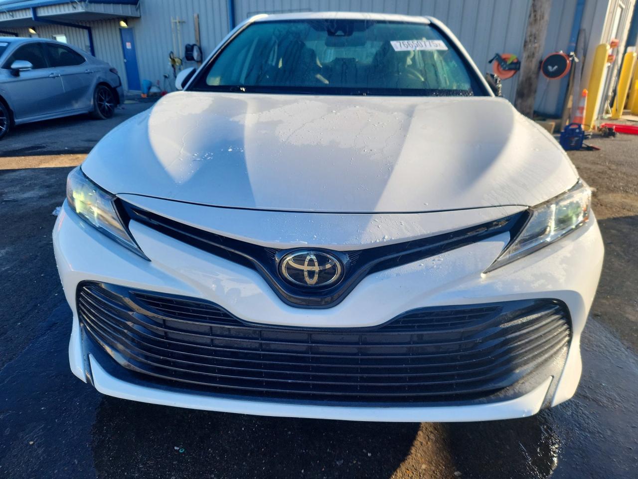 2020 TOYOTA CAMRY LE photo 9