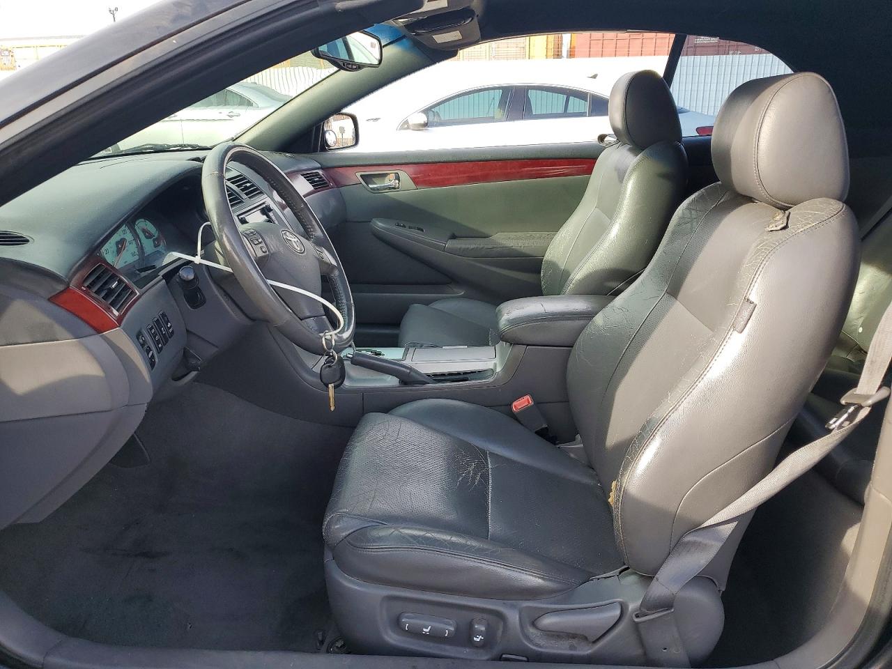 2005 TOYOTA CAMRY SOLARA SE photo 13