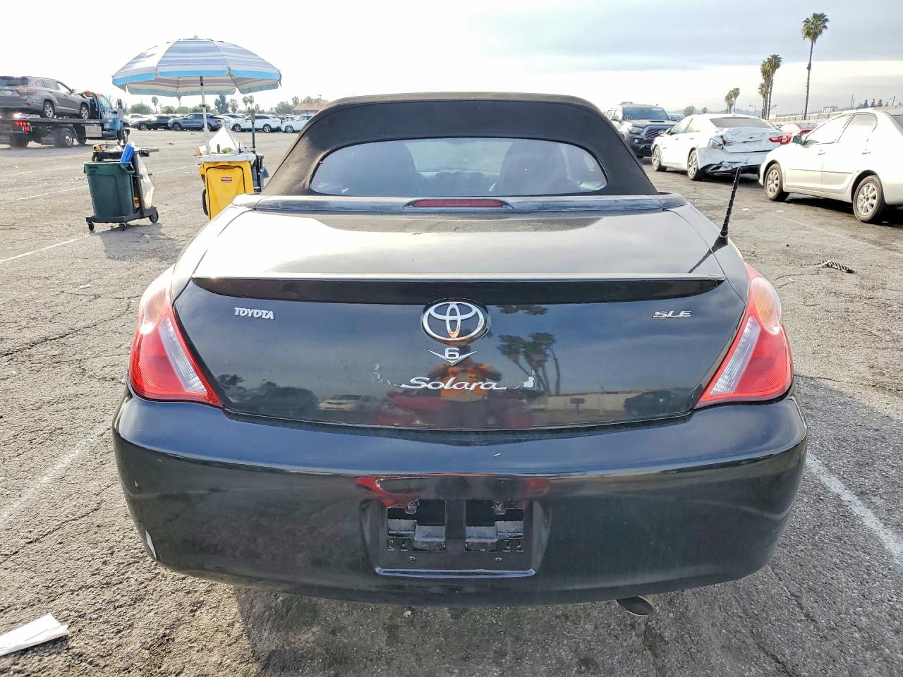 2005 TOYOTA CAMRY SOLARA SE photo 11