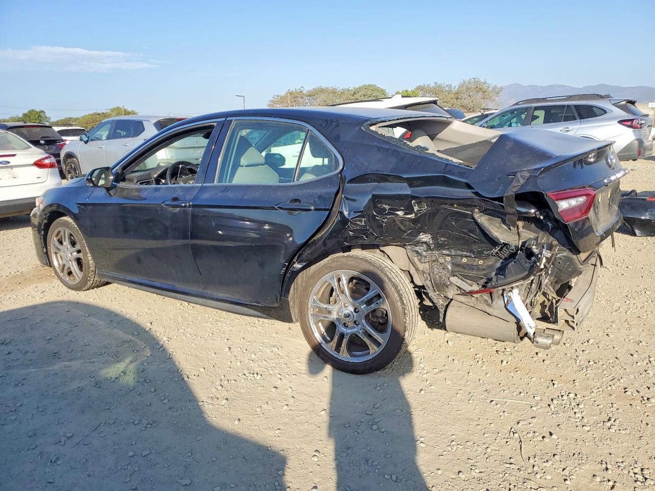 2018 TOYOTA CAMRY XSE photo 3