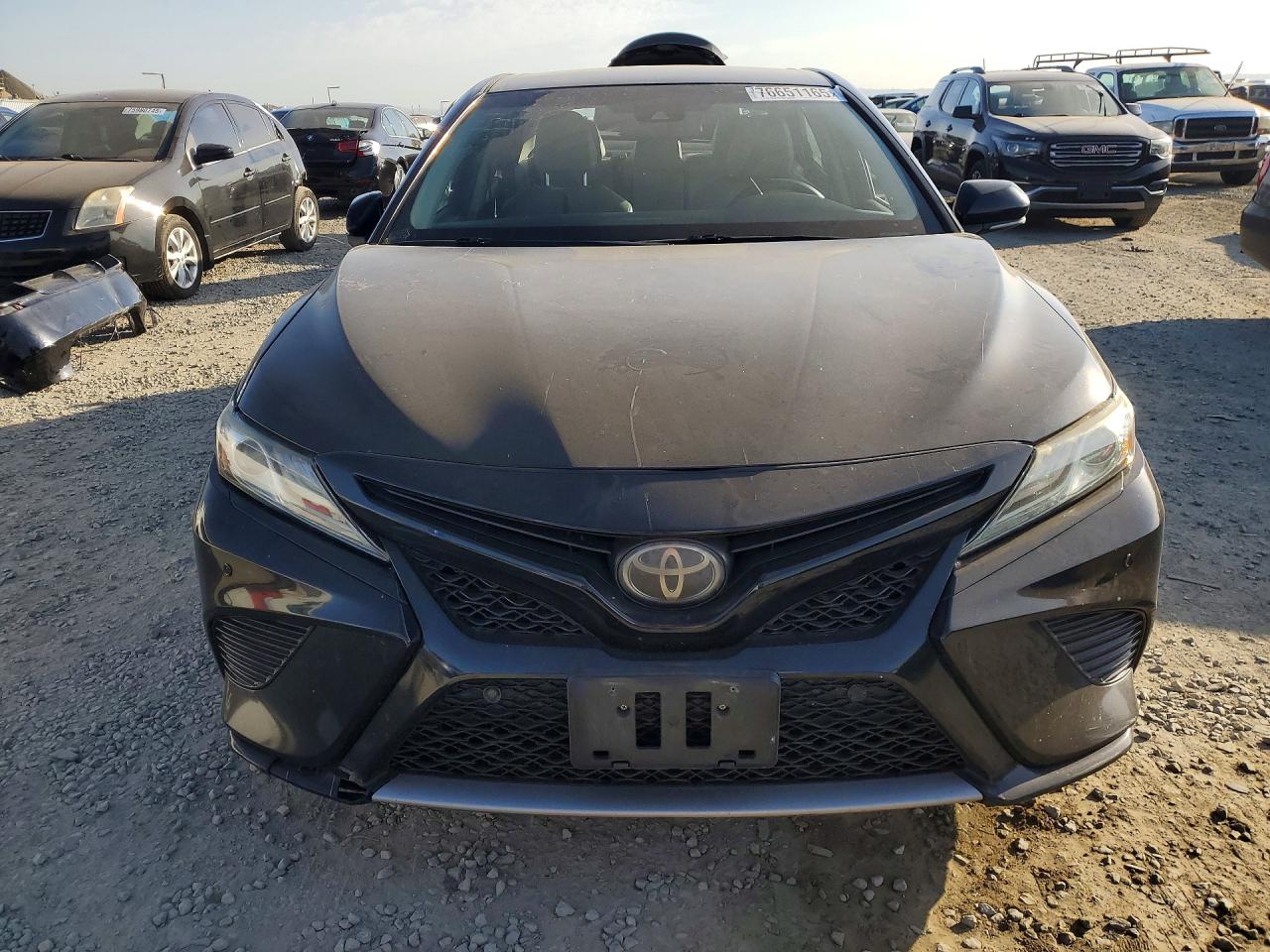 2018 TOYOTA CAMRY XSE photo 9