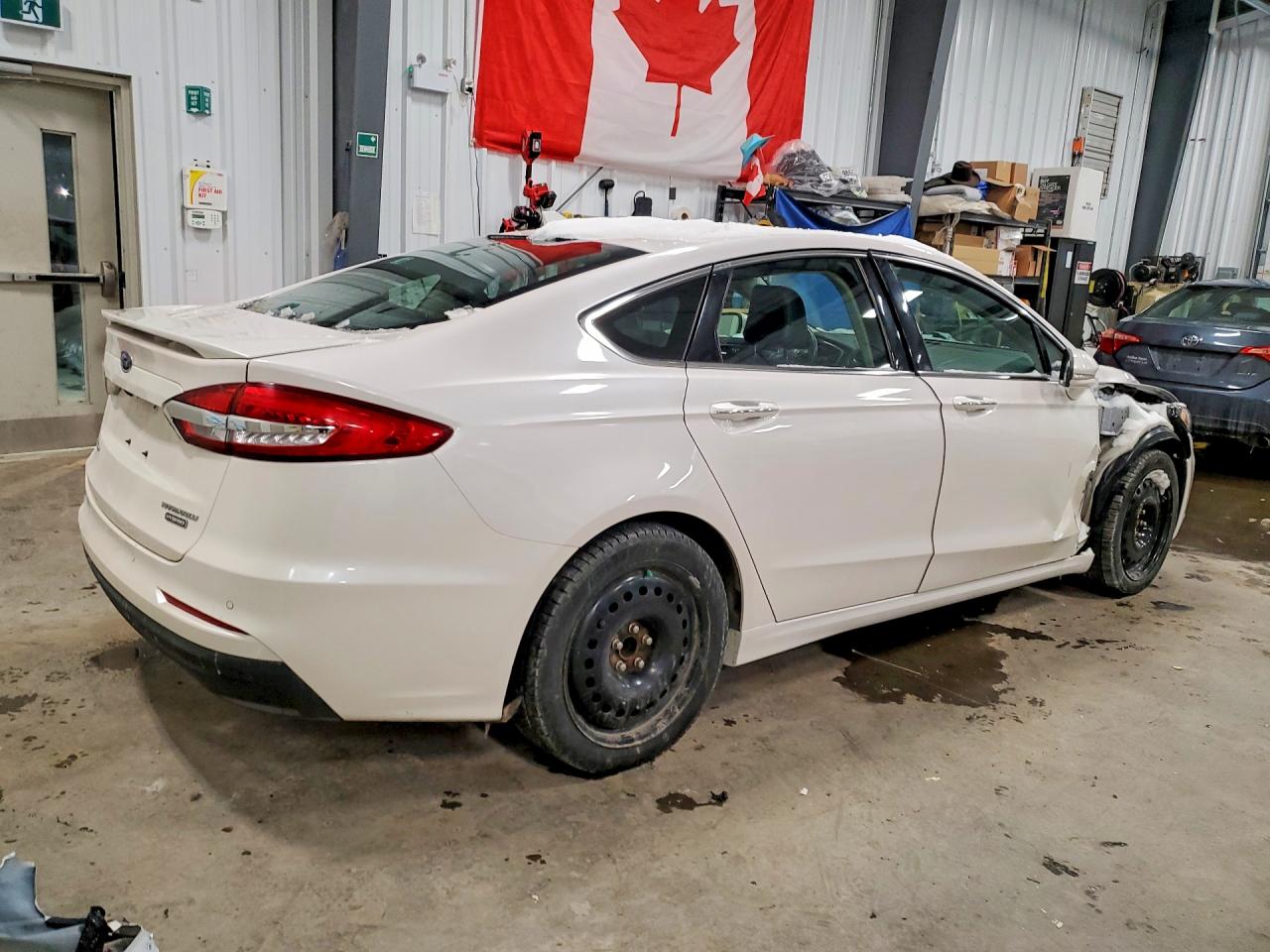 2020 FORD FUSION TITANIUM photo 3