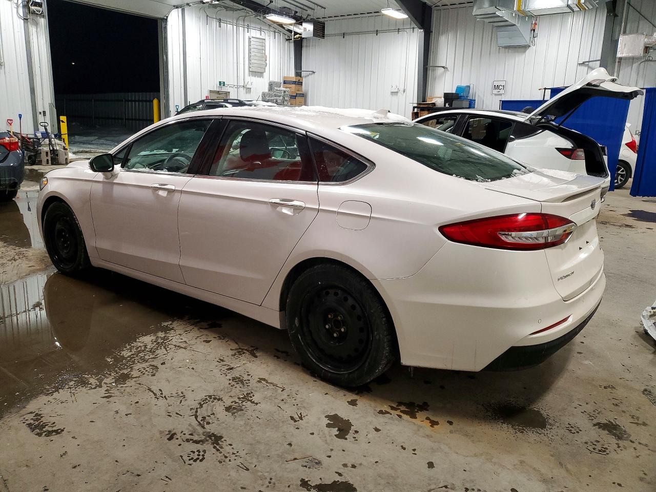 2020 FORD FUSION TITANIUM photo 2