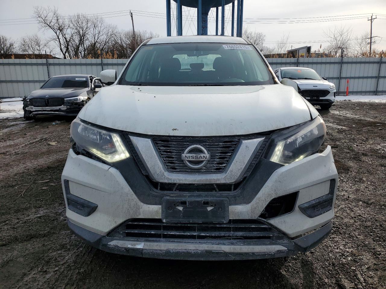 2017 NISSAN ROGUE S photo 5
