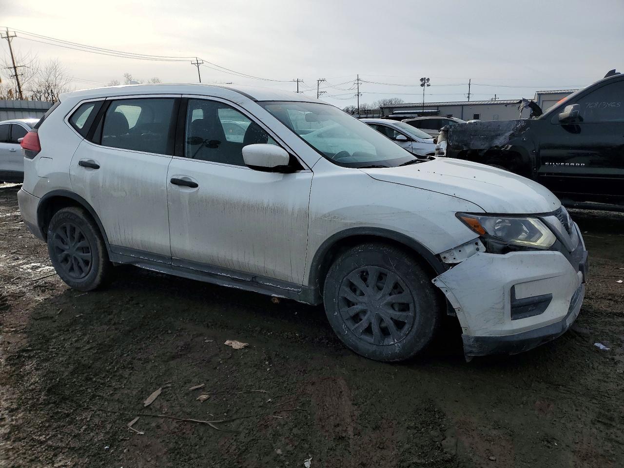 2017 NISSAN ROGUE S photo 4