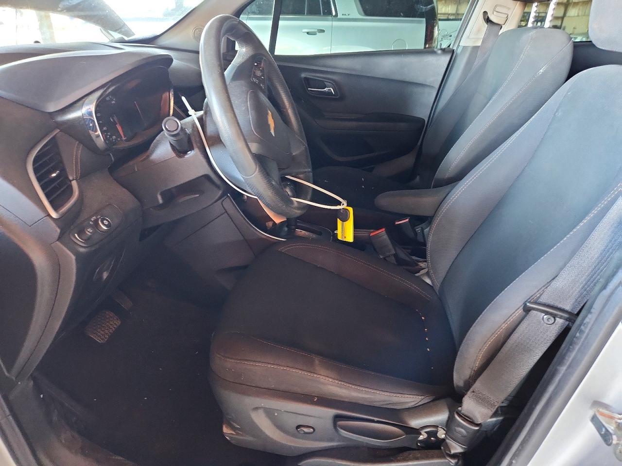 2019 CHEVROLET TRAX LS photo 13