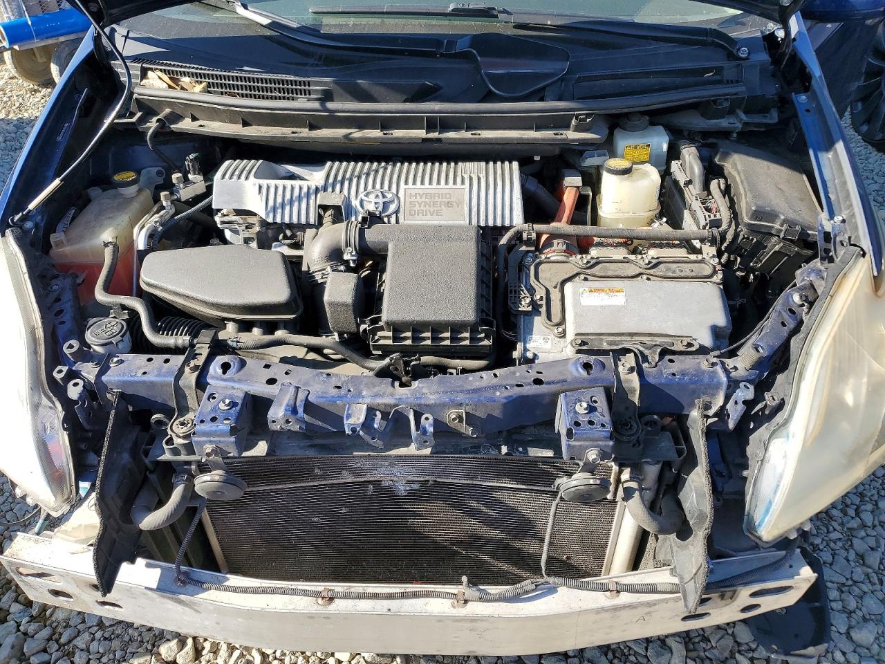 2010 TOYOTA PRIUS III photo 31