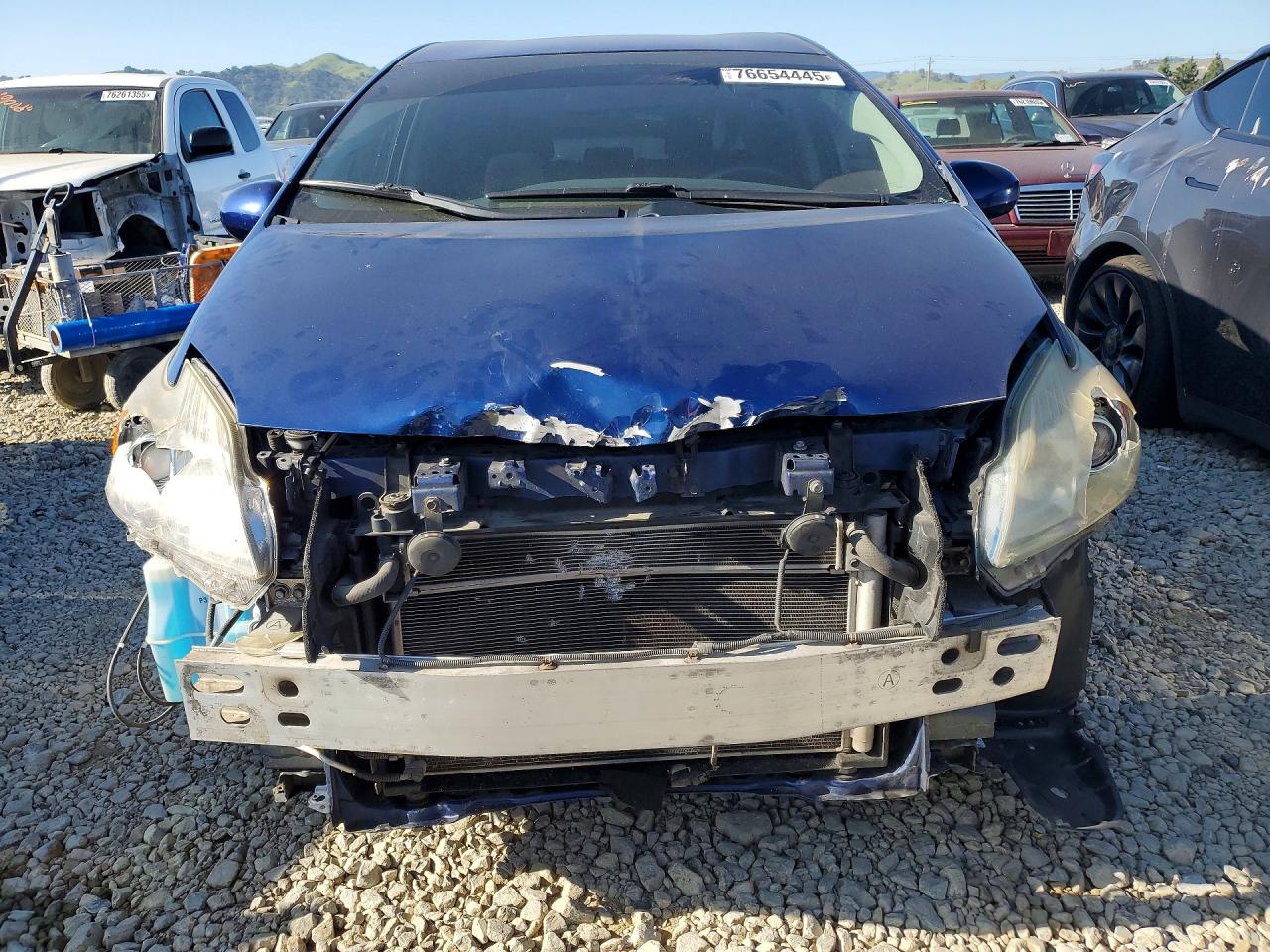2010 TOYOTA PRIUS III photo 13