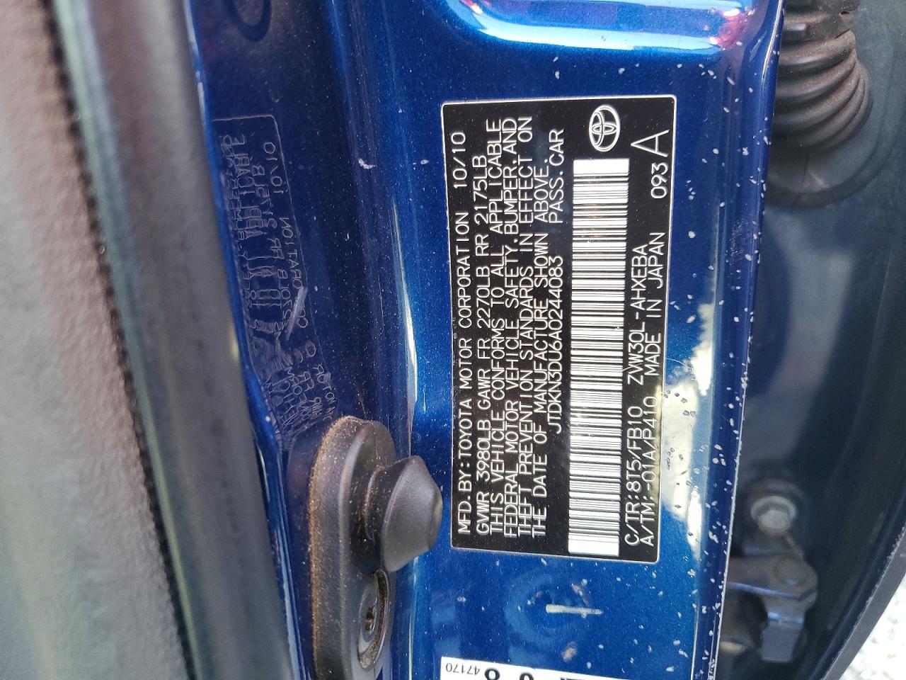 2010 TOYOTA PRIUS III photo 34