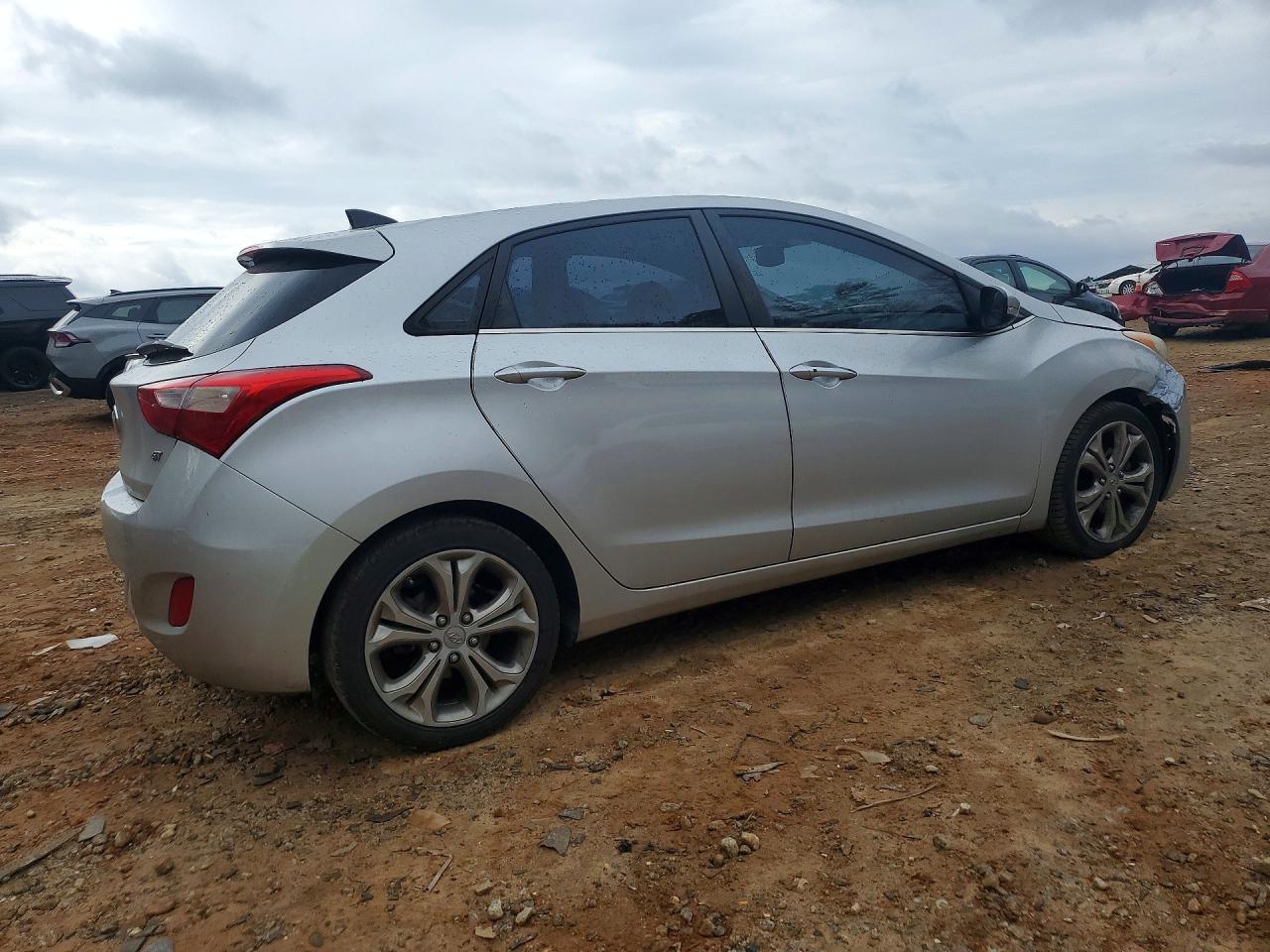 2013 HYUNDAI ELANTRA GT photo 5