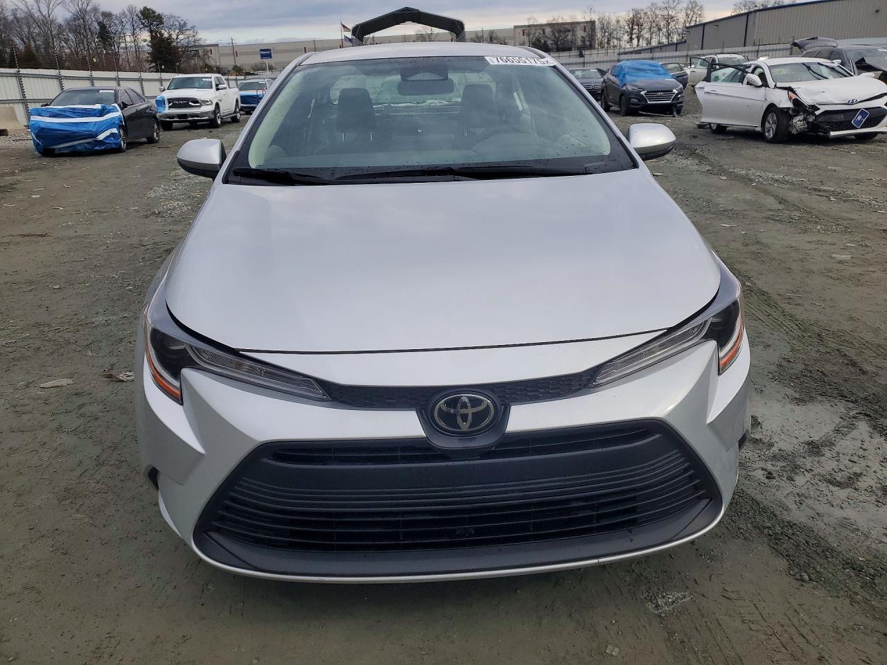 2023 TOYOTA COROLLA LE photo 13