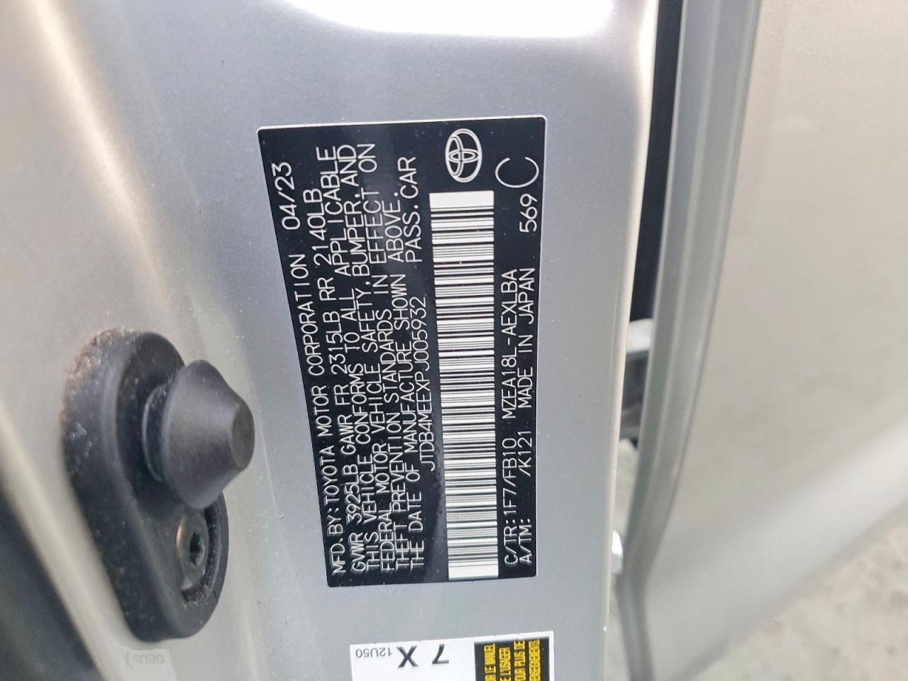 2023 TOYOTA COROLLA LE photo 34