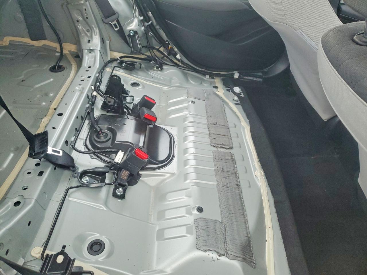 2023 TOYOTA COROLLA LE photo 28