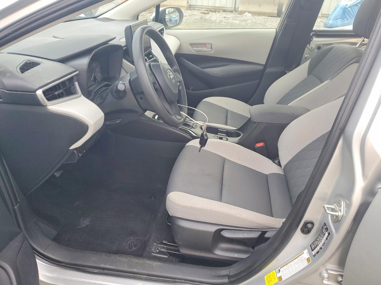 2023 TOYOTA COROLLA LE photo 19