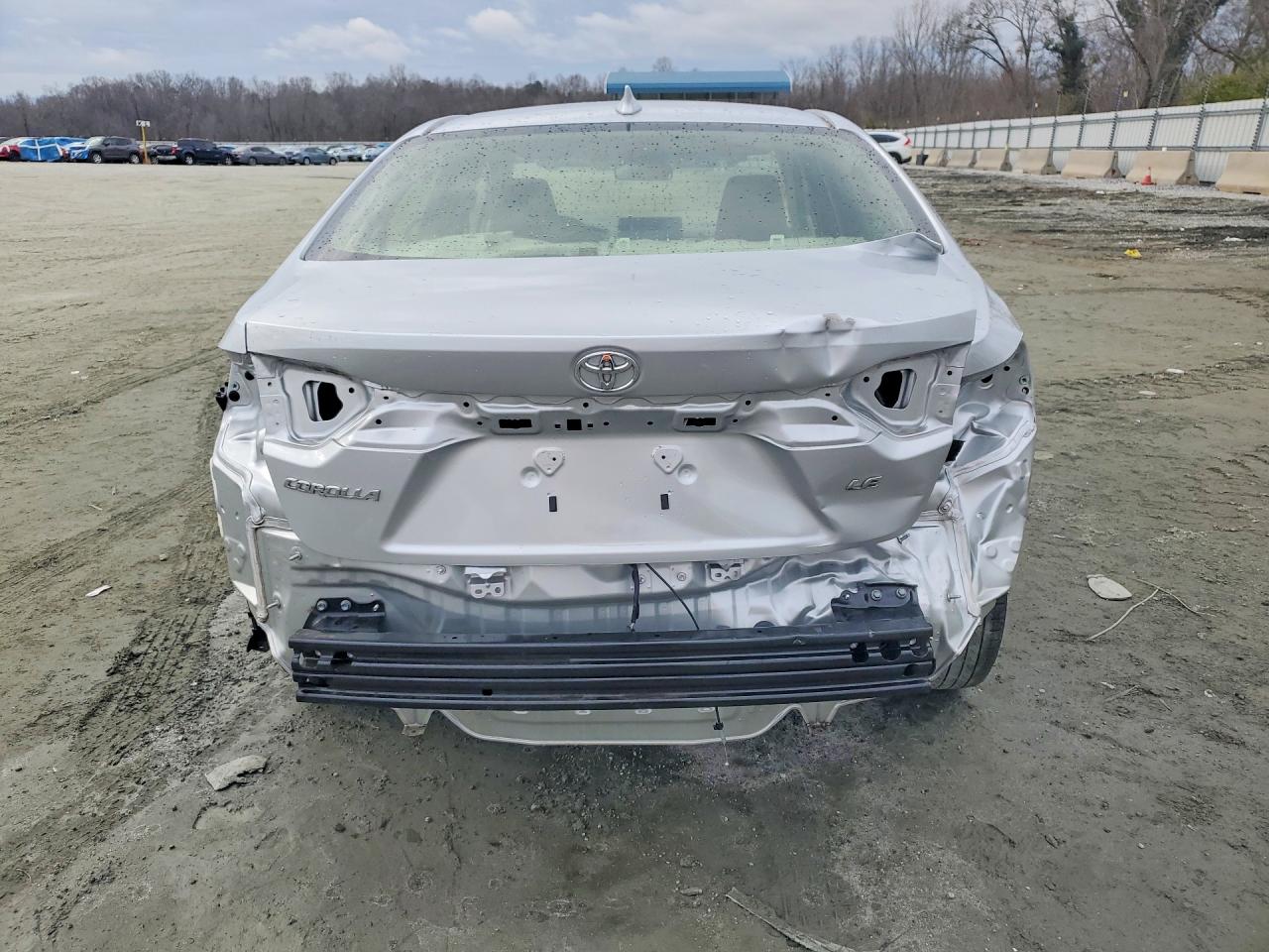2023 TOYOTA COROLLA LE photo 16