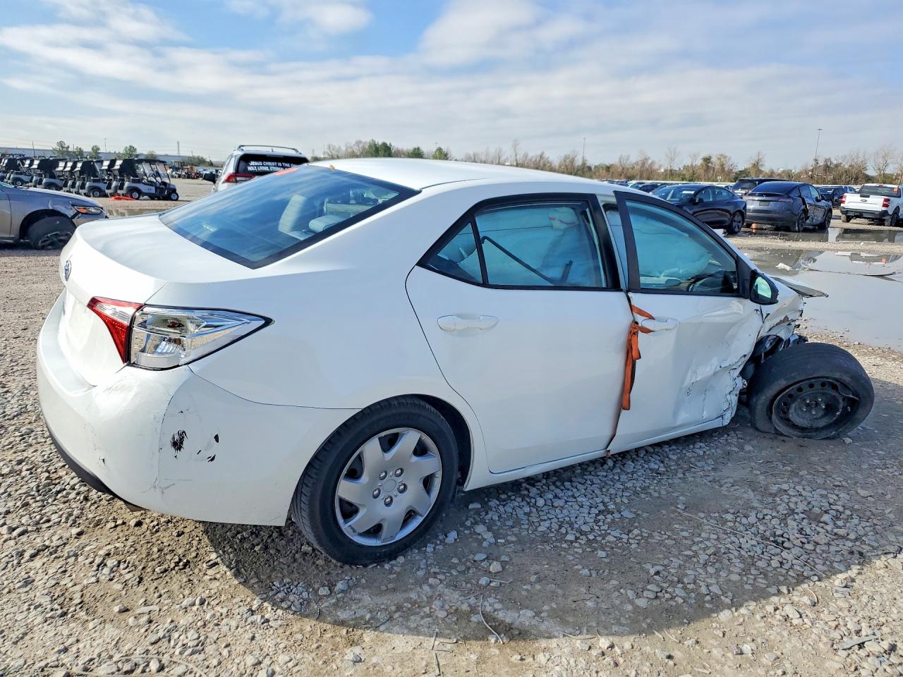 2015 TOYOTA COROLLA photo 7