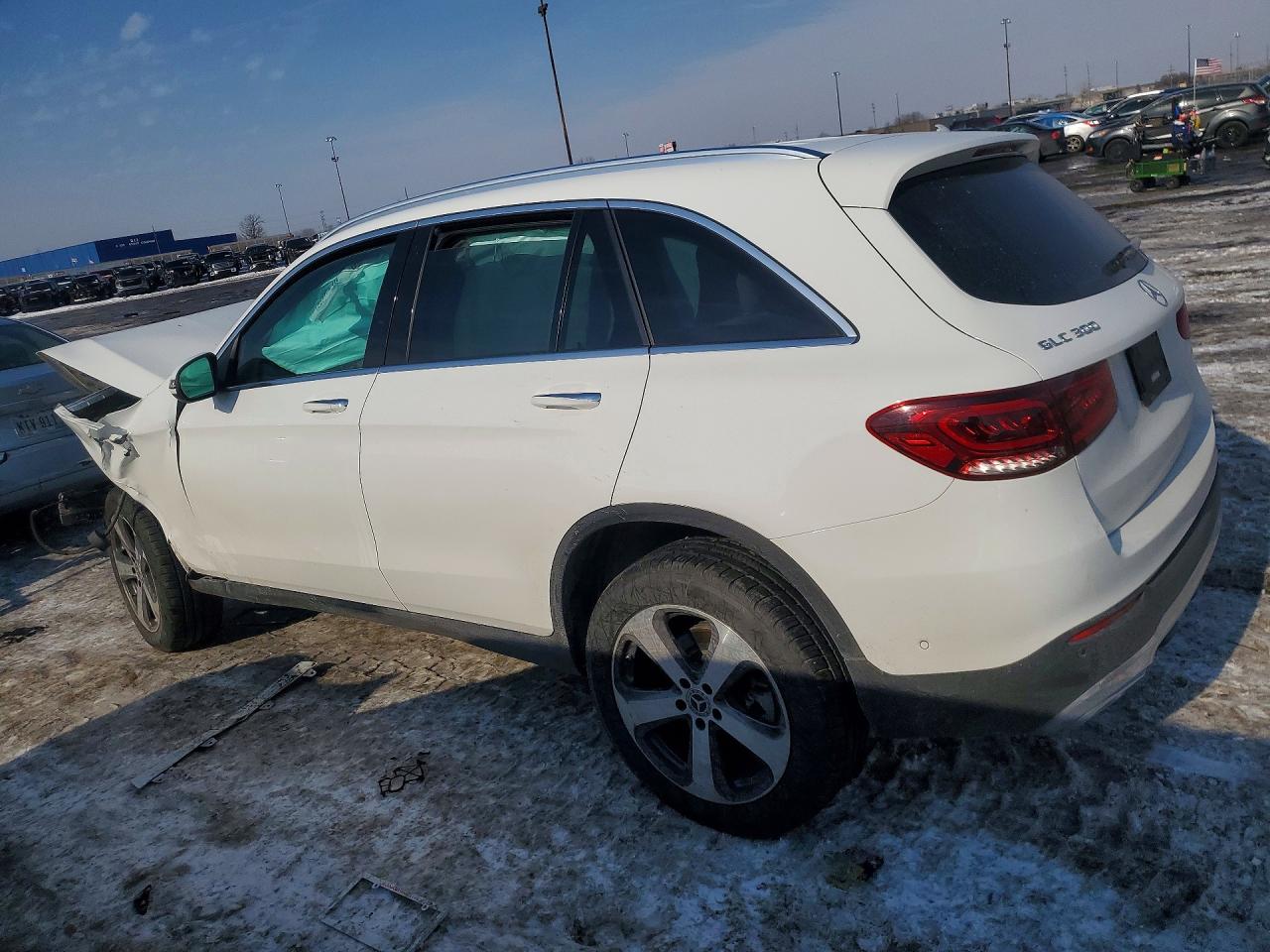 2022 MERCEDES-BENZ GLC 300 4MATIC photo 3