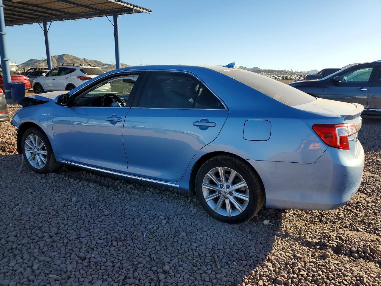 2012 TOYOTA CAMRY HYBRID photo 5