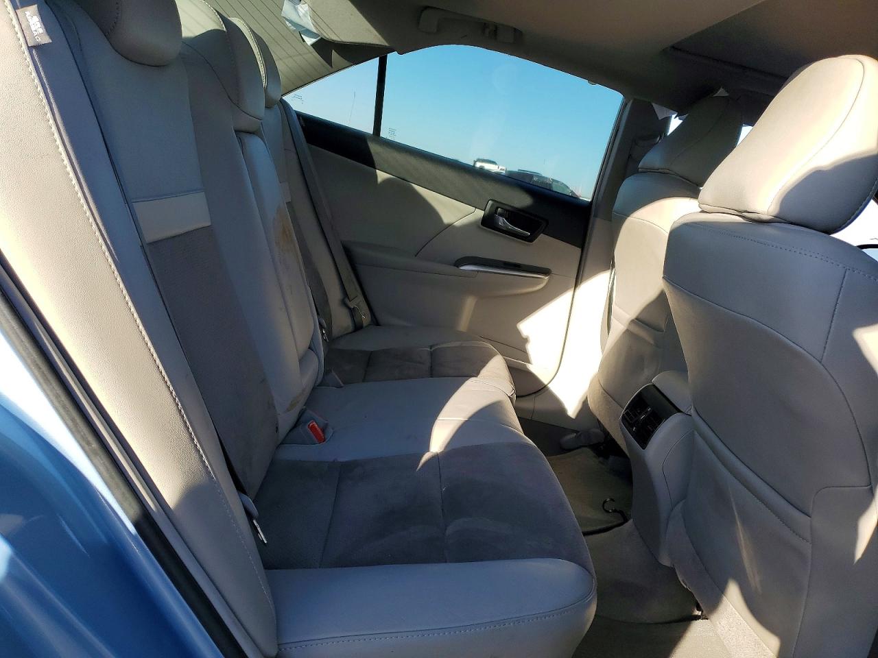2012 TOYOTA CAMRY HYBRID photo 37