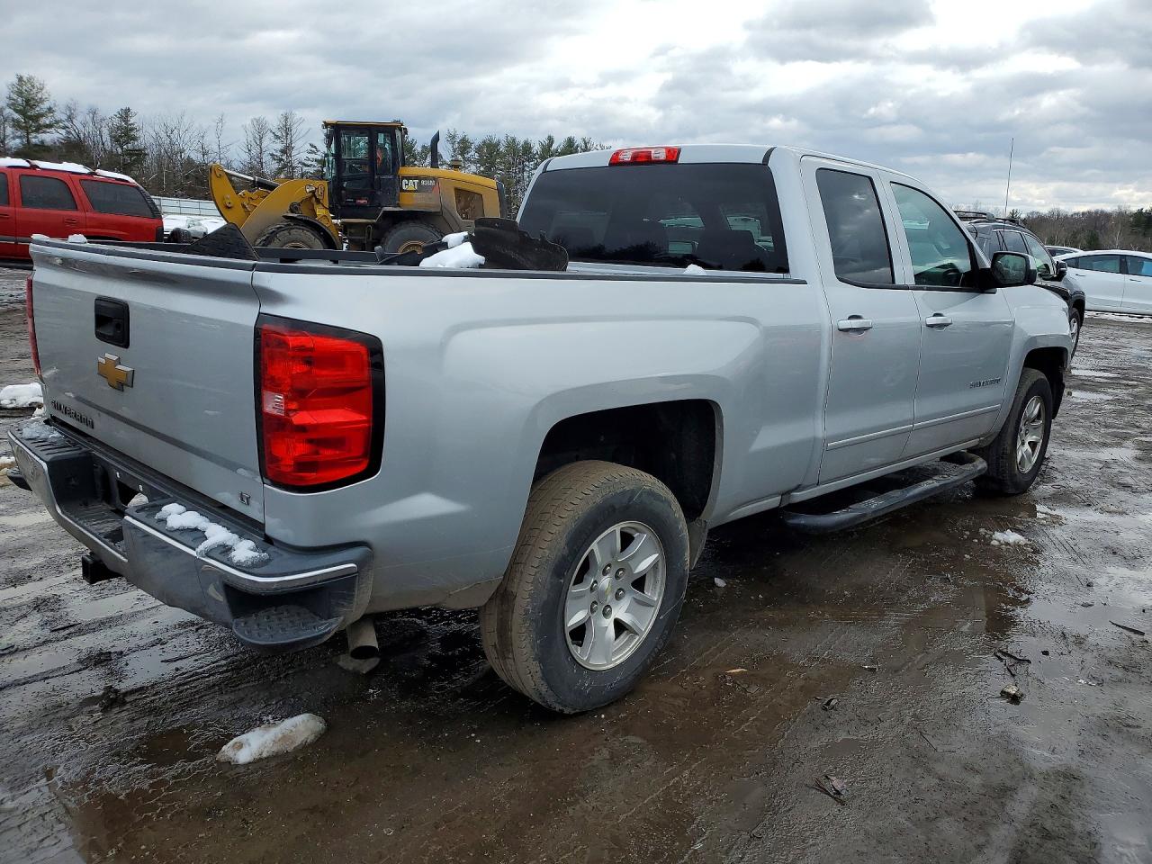 2016 CHEVROLET SILVERADO C1500 LT photo 5