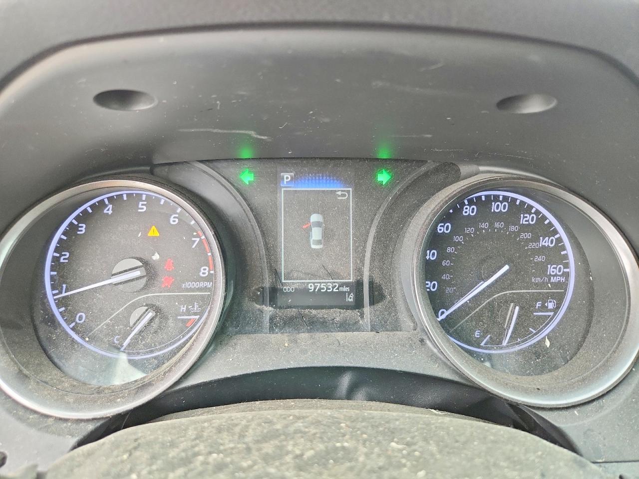 2021 TOYOTA CAMRY SE photo 9