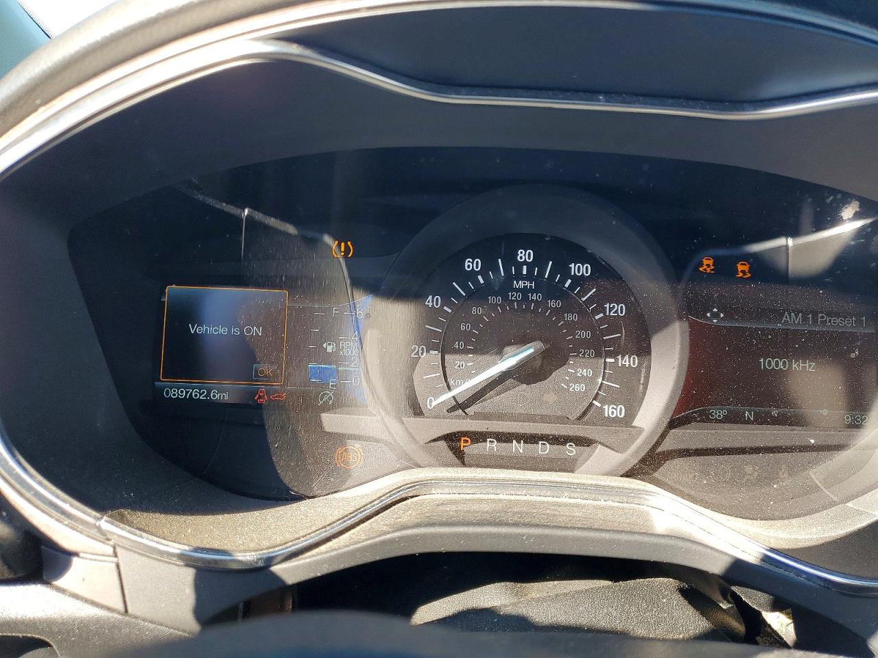 2017 FORD FUSION SE photo 9