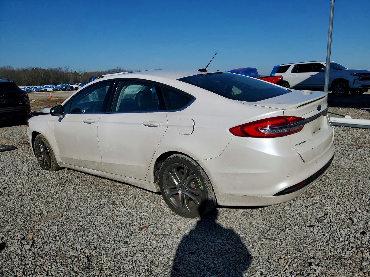 2017 FORD FUSION SE photo 2