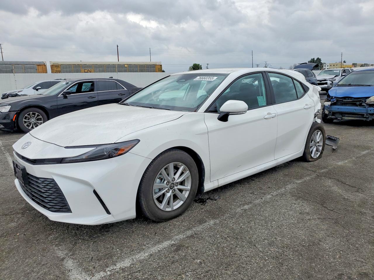2025 TOYOTA CAMRY