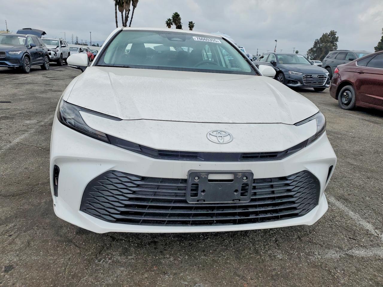 2025 TOYOTA CAMRY XSE photo 9