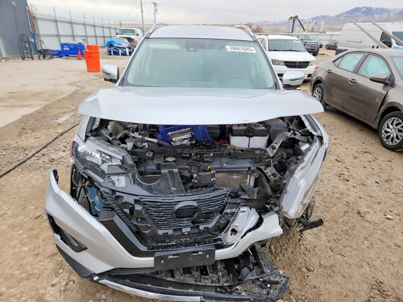 2019 NISSAN ROGUE SL photo 13