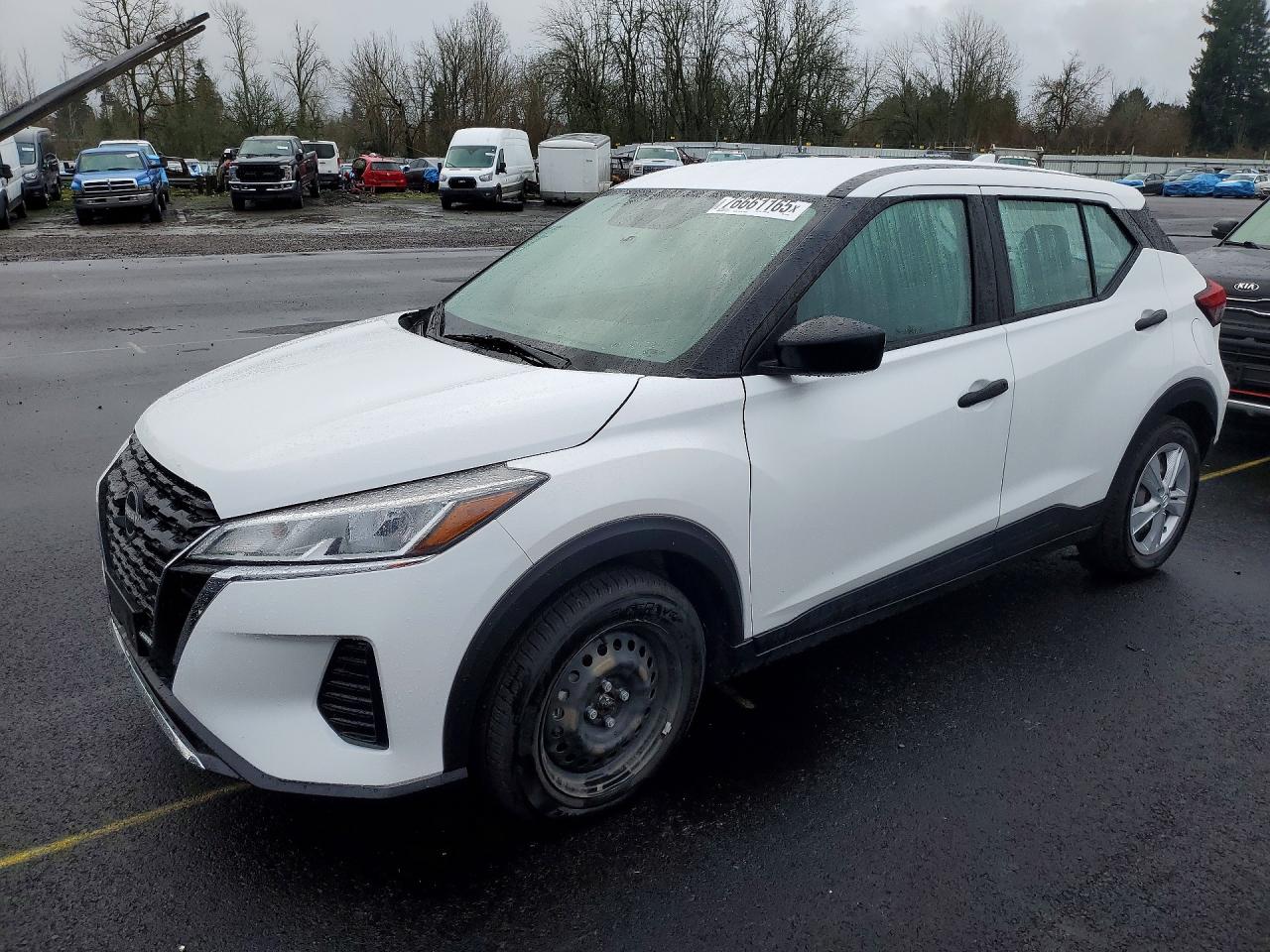 2023 NISSAN KICKS