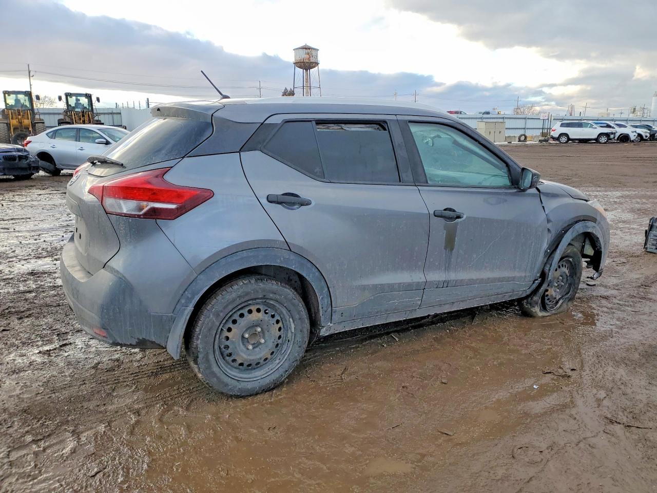 2019 NISSAN KICKS S photo 7