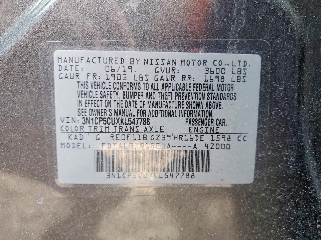 2019 NISSAN KICKS S photo 37