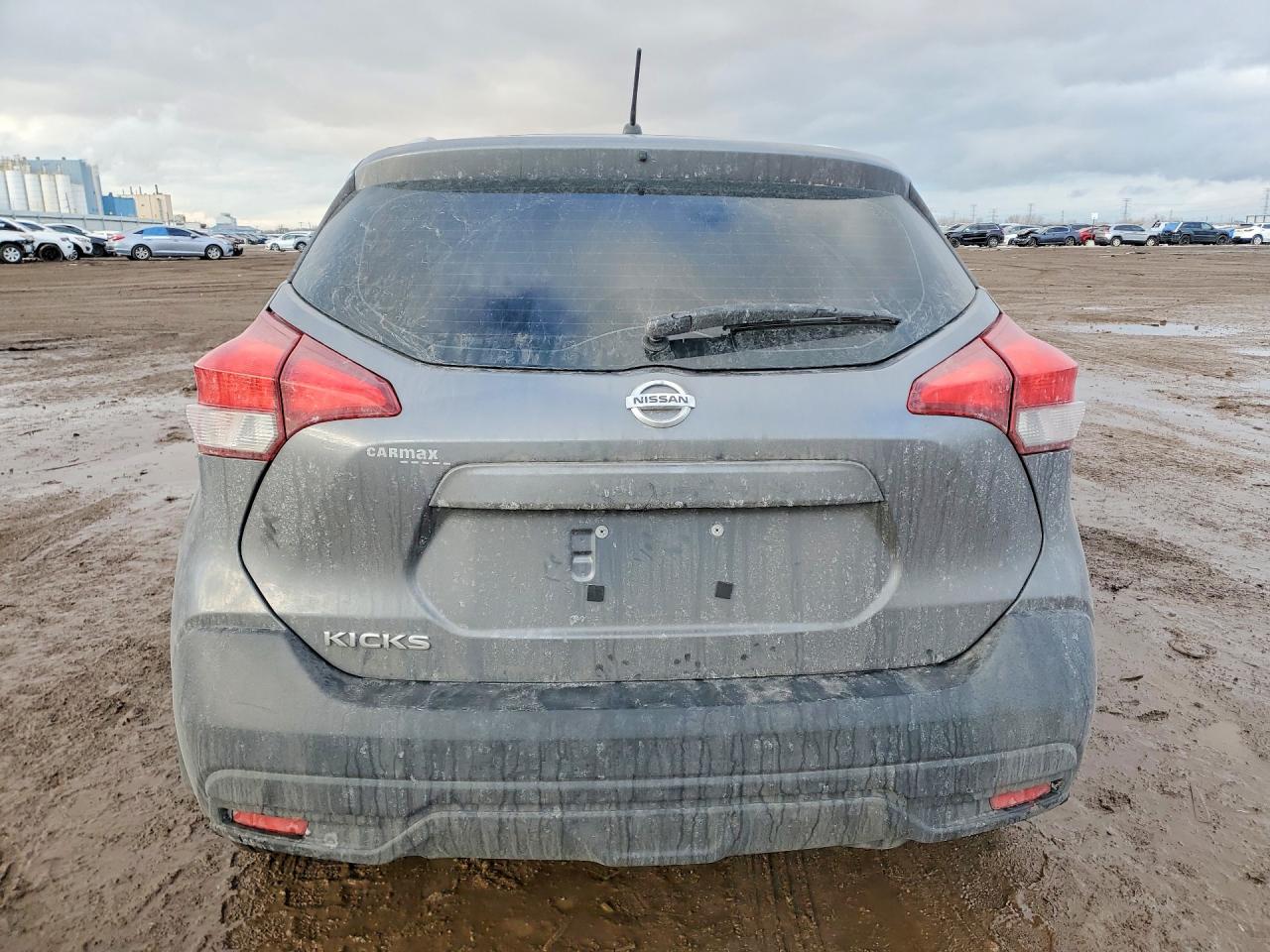 2019 NISSAN KICKS S photo 16