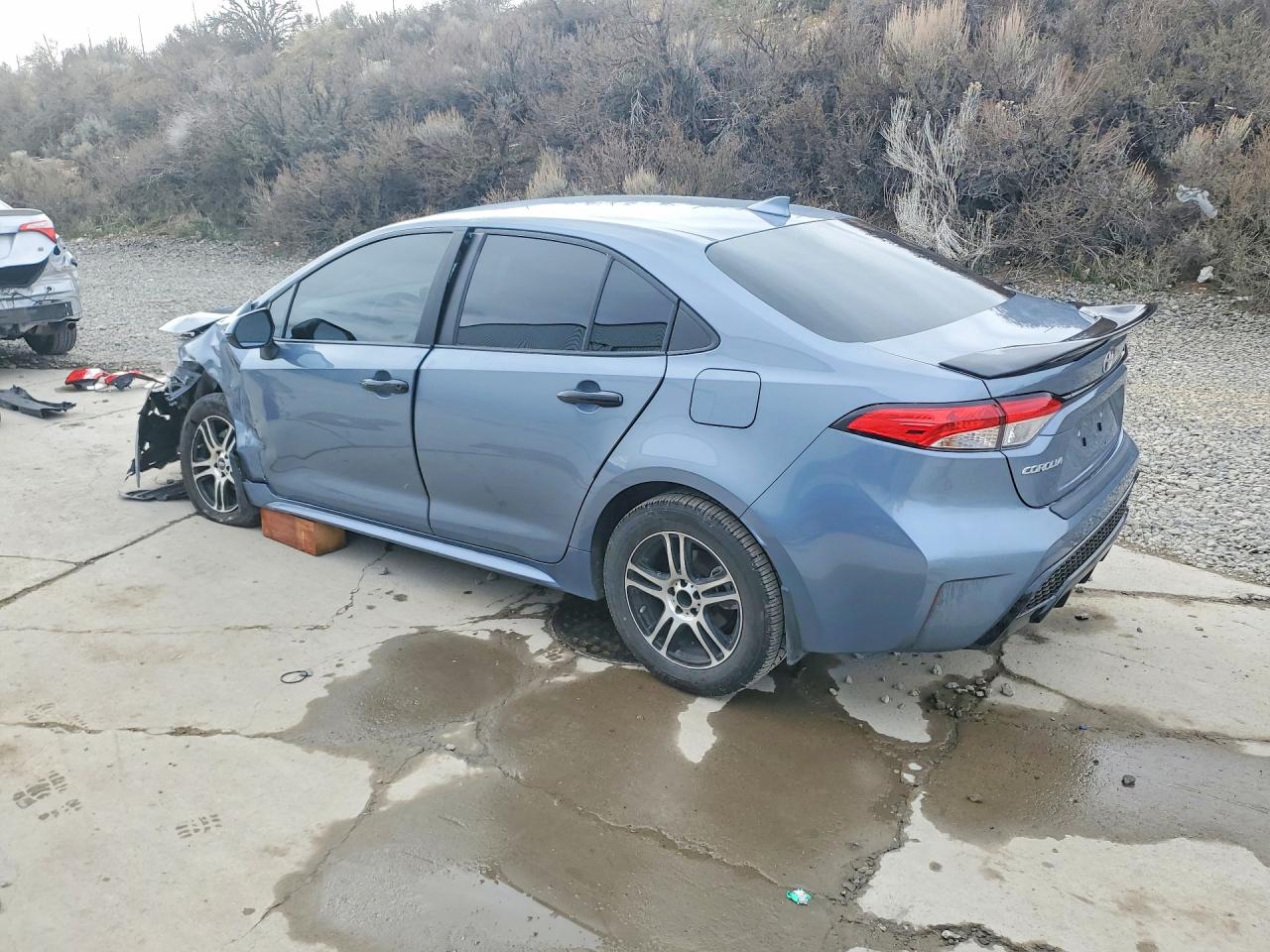2024 TOYOTA COROLLA LE photo 2