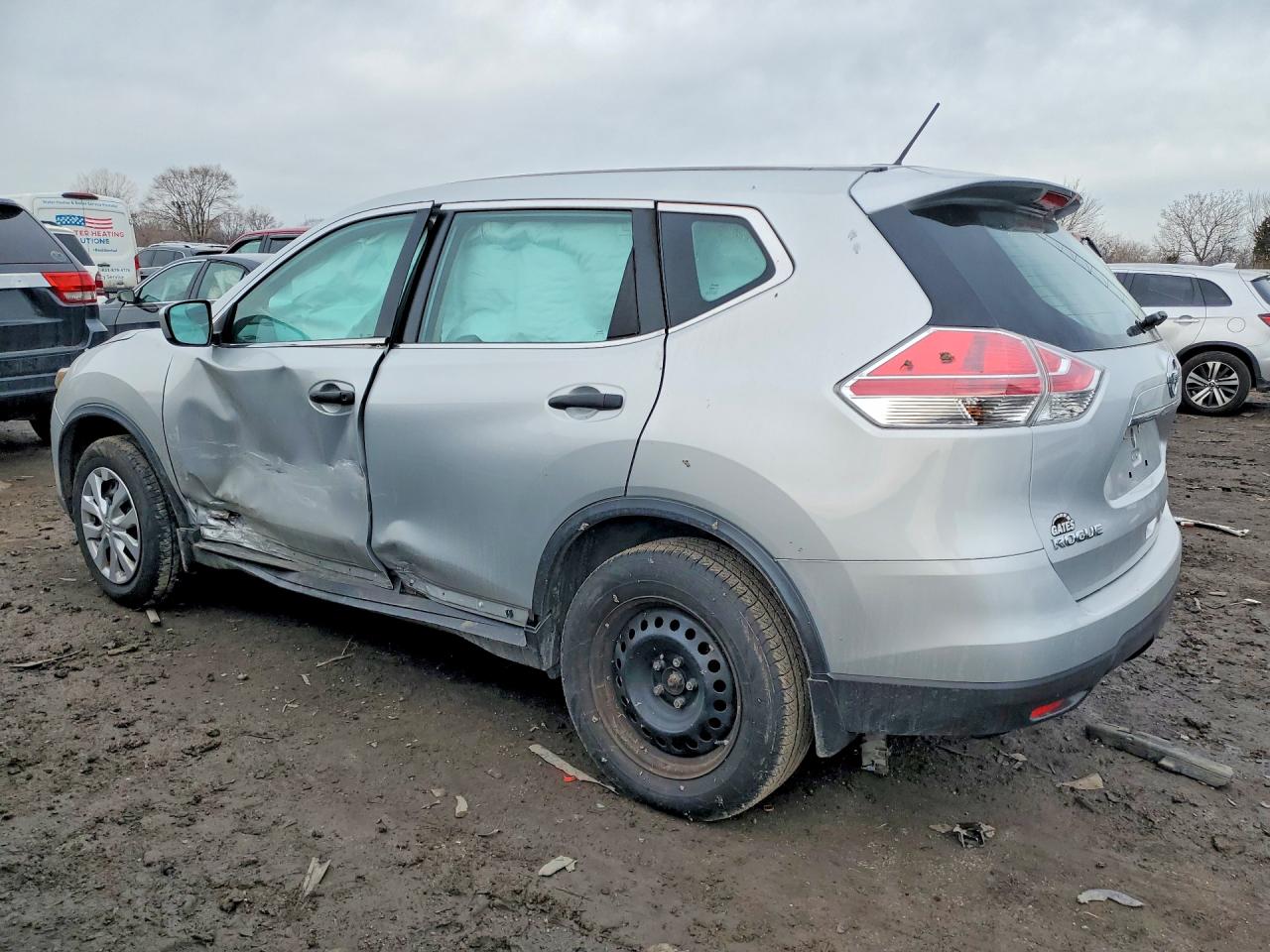 2016 NISSAN ROGUE S photo 2