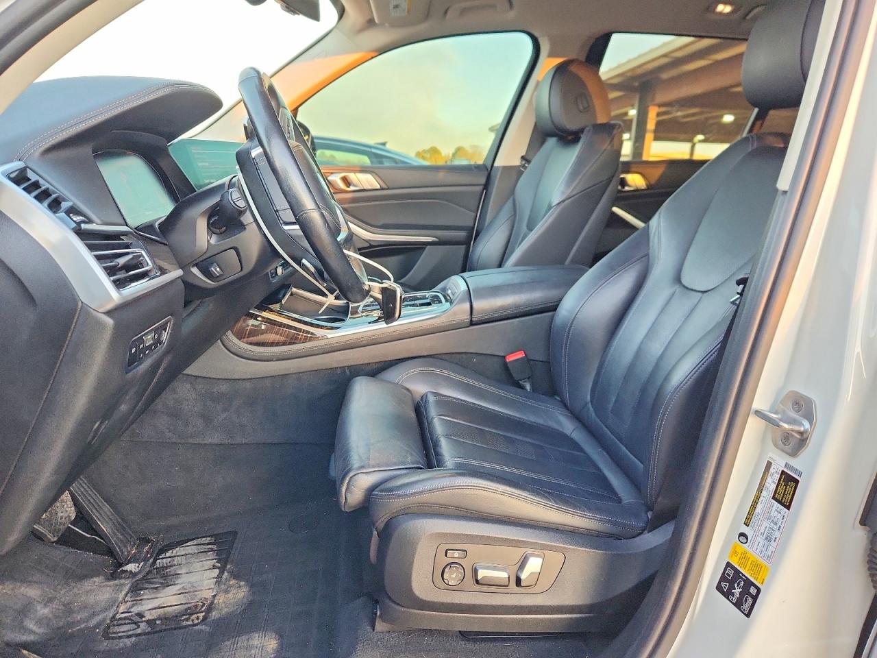 2020 BMW X7 XDRIVE40I photo 7