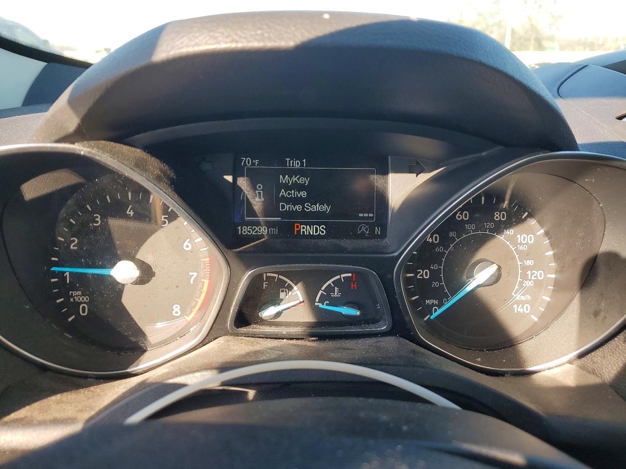 2017 FORD ESCAPE SE photo 9