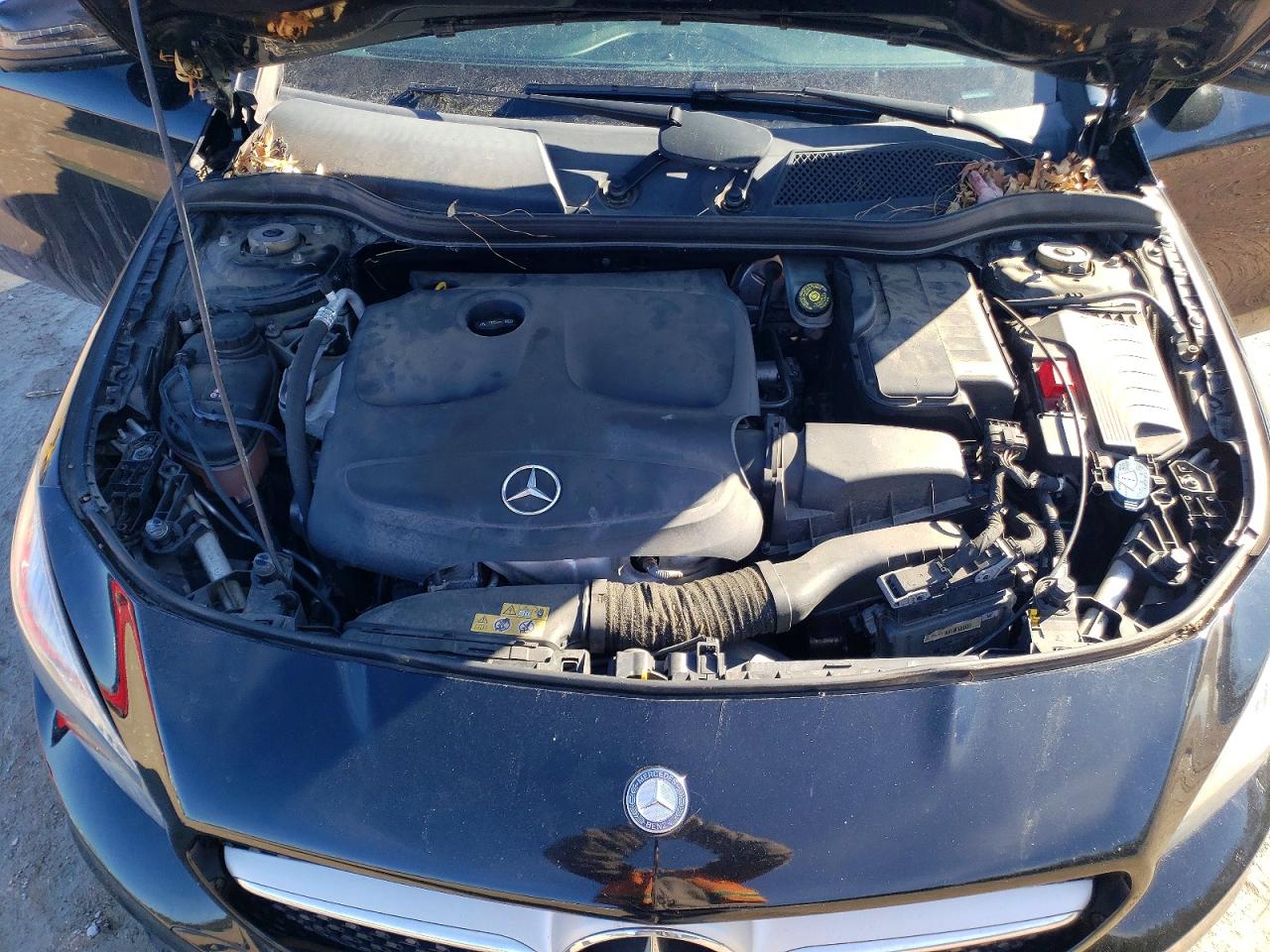 2016 MERCEDES-BENZ CLA 250 photo 31