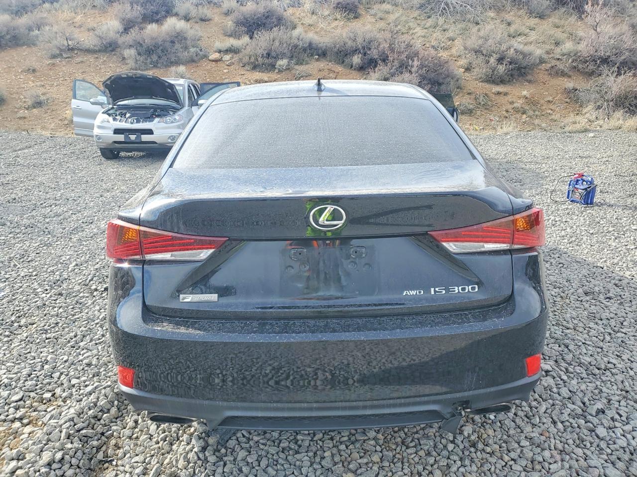 2017 LEXUS IS 300 photo 11