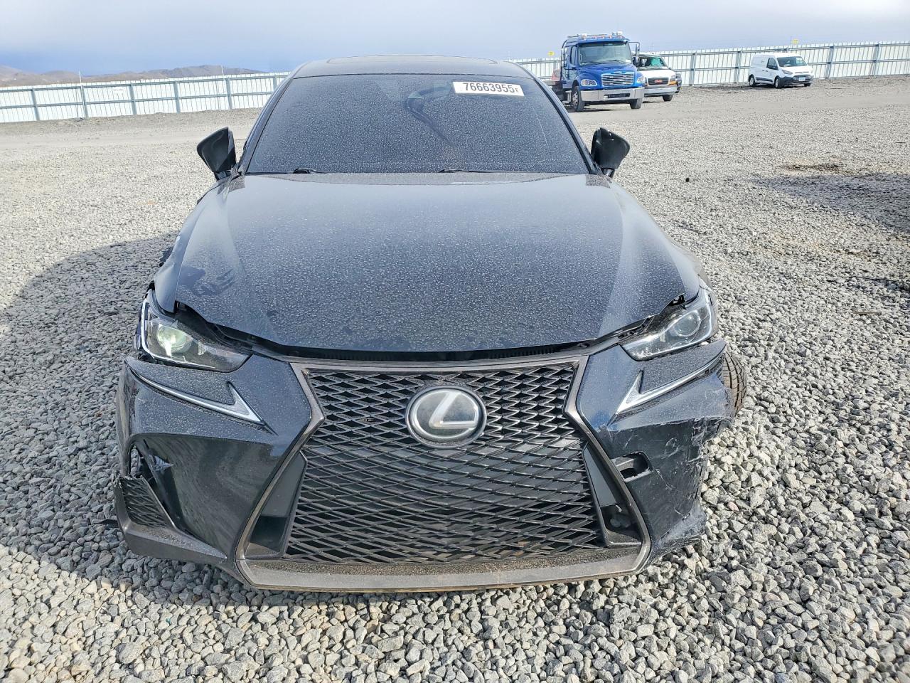 2017 LEXUS IS 300 photo 9