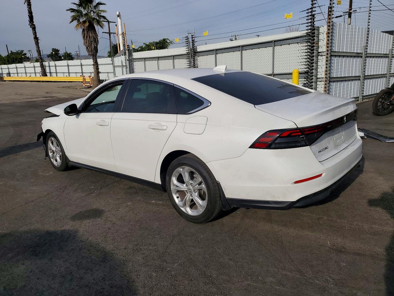 2024 HONDA ACCORD LX photo 3