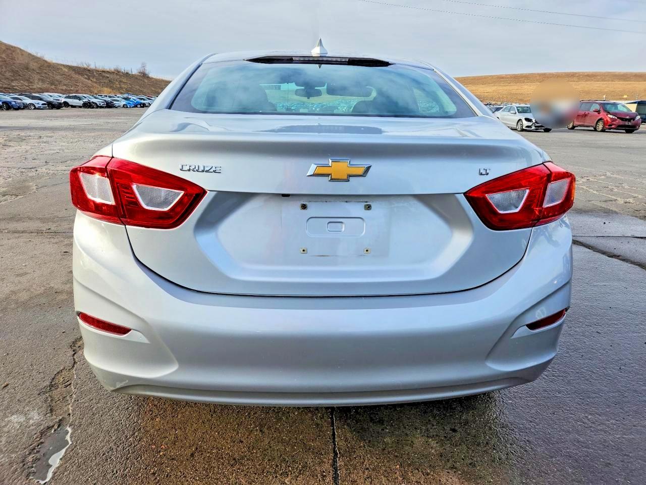 2016 CHEVROLET CRUZE LT photo 6