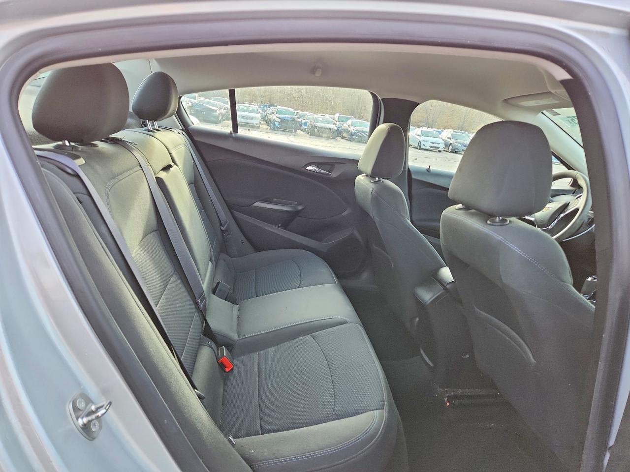 2016 CHEVROLET CRUZE LT photo 10
