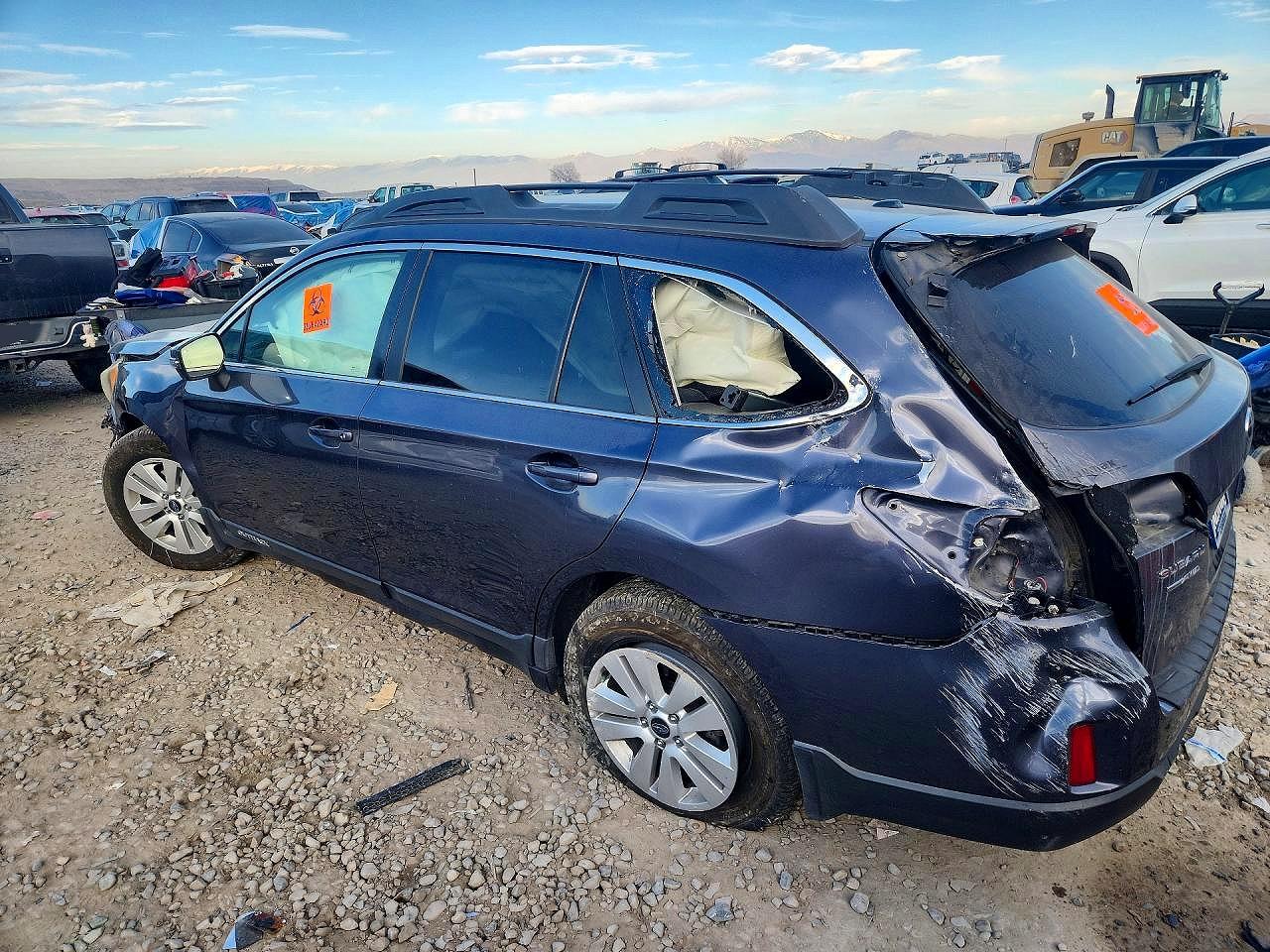 2015 SUBARU OUTBACK 2.5I PREMIUM photo 3
