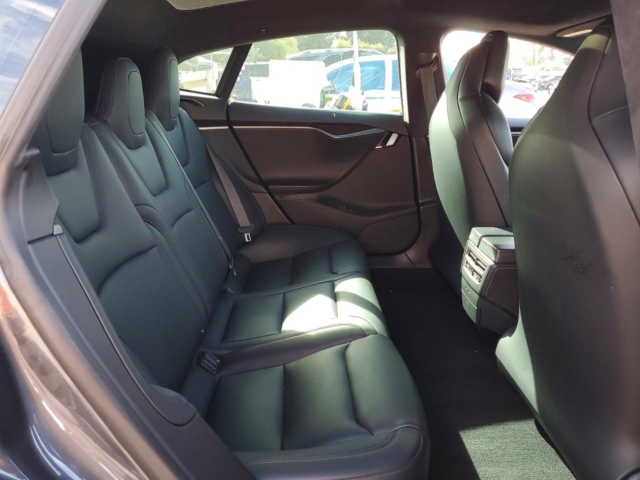 2018 TESLA MODEL S photo 10