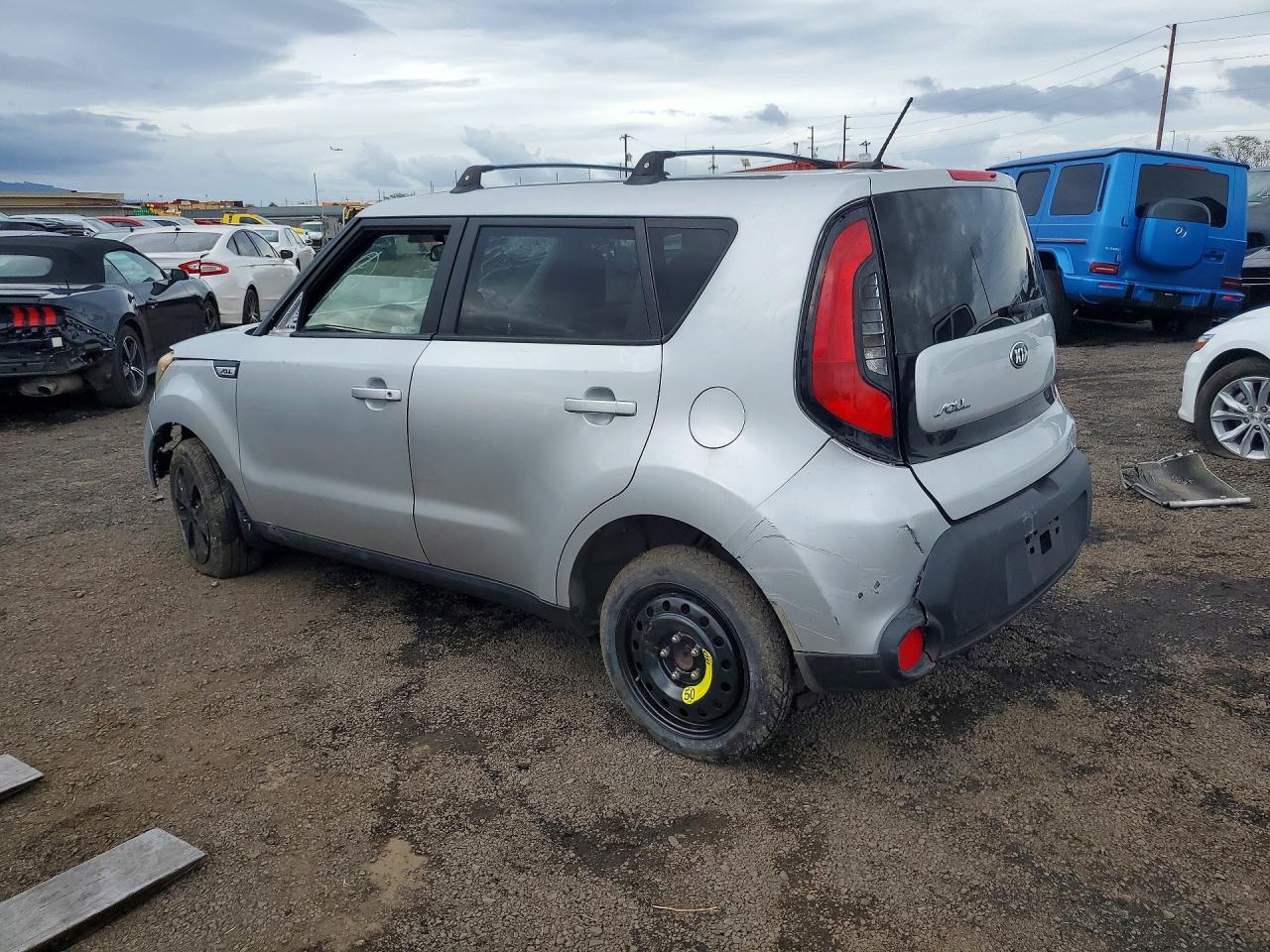 2015 KIA SOUL photo 2