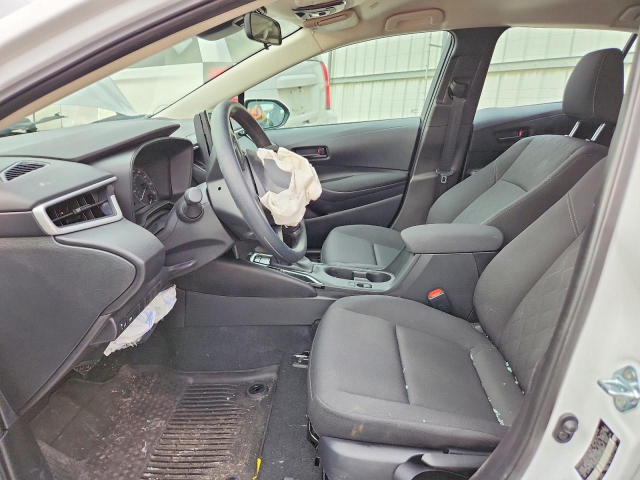 2025 TOYOTA COROLLA photo 19