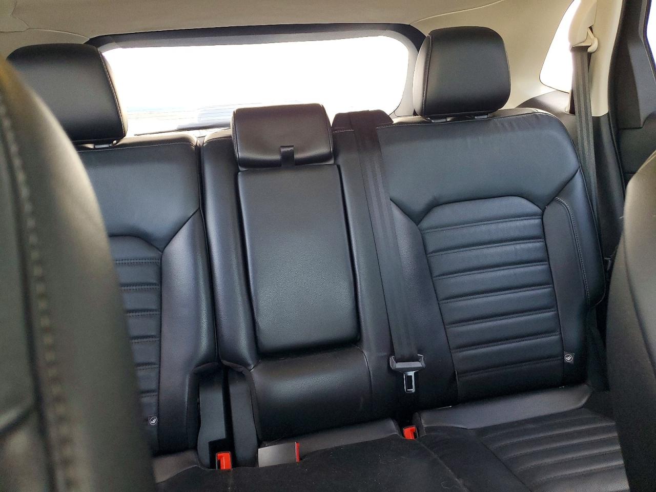 2015 FORD EDGE SEL photo 28